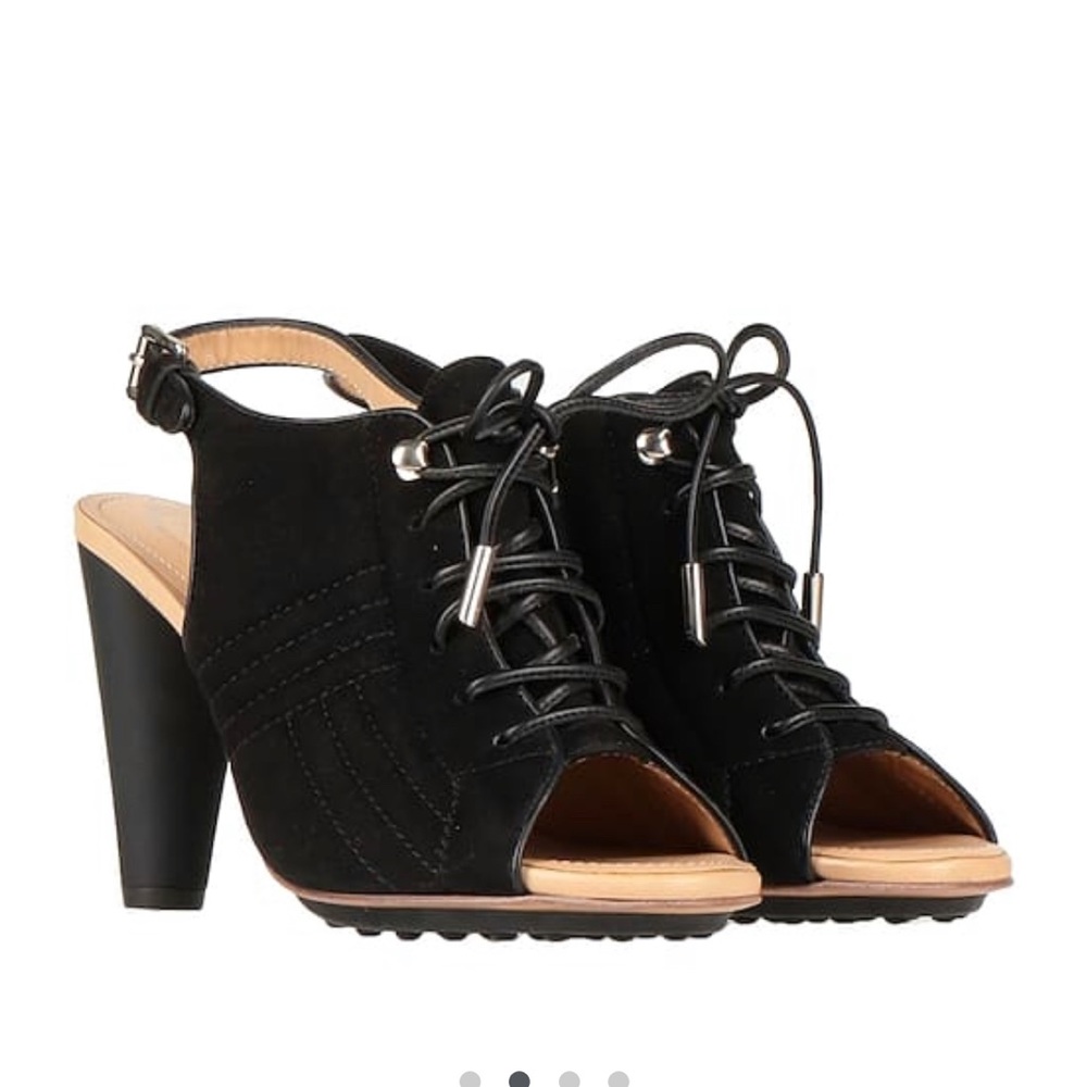 🆕💯Authentic Tods Open Toe Sandals 🔥😍